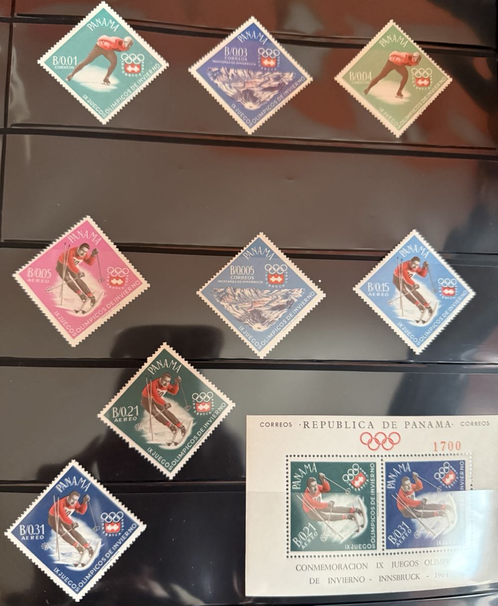 1063-1067. Самолеты ОКБ им. О.К. Антонова. К 100-летию со дня рождения О.К. Антонова, авиаконструктора