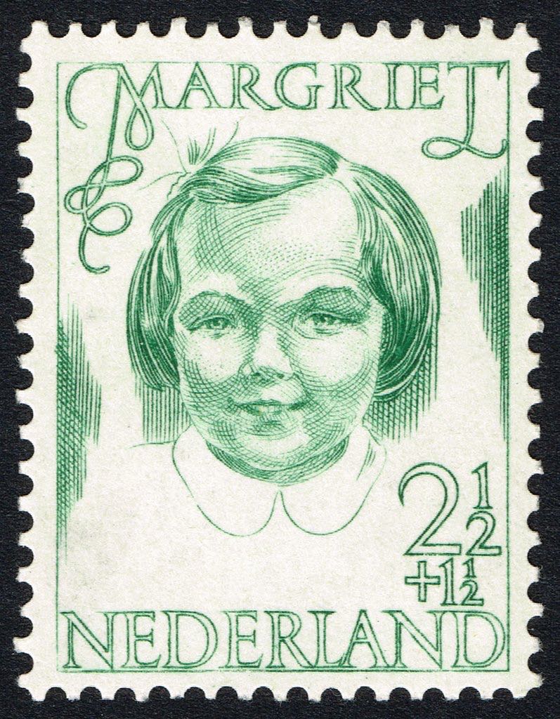 James Bond Souvenir Stamp Pack