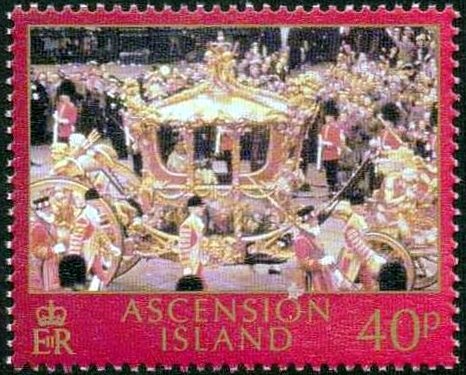 War Memorial with Soldier and Nurse