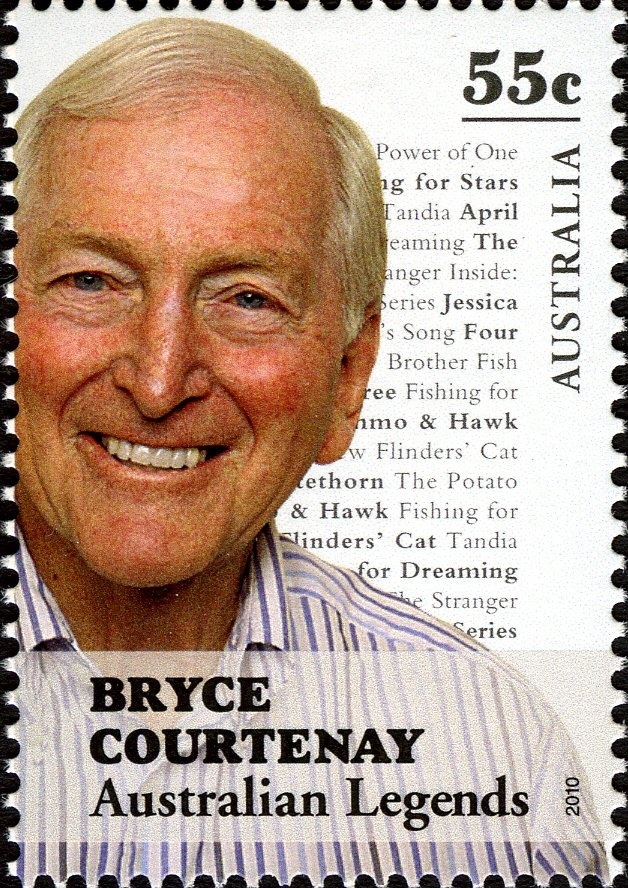 Snow Leopard (Panthera uncia syn. Uncia uncia)