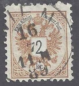 Leopard Seal (Hydrurga leptonyx) Chasing Penguins