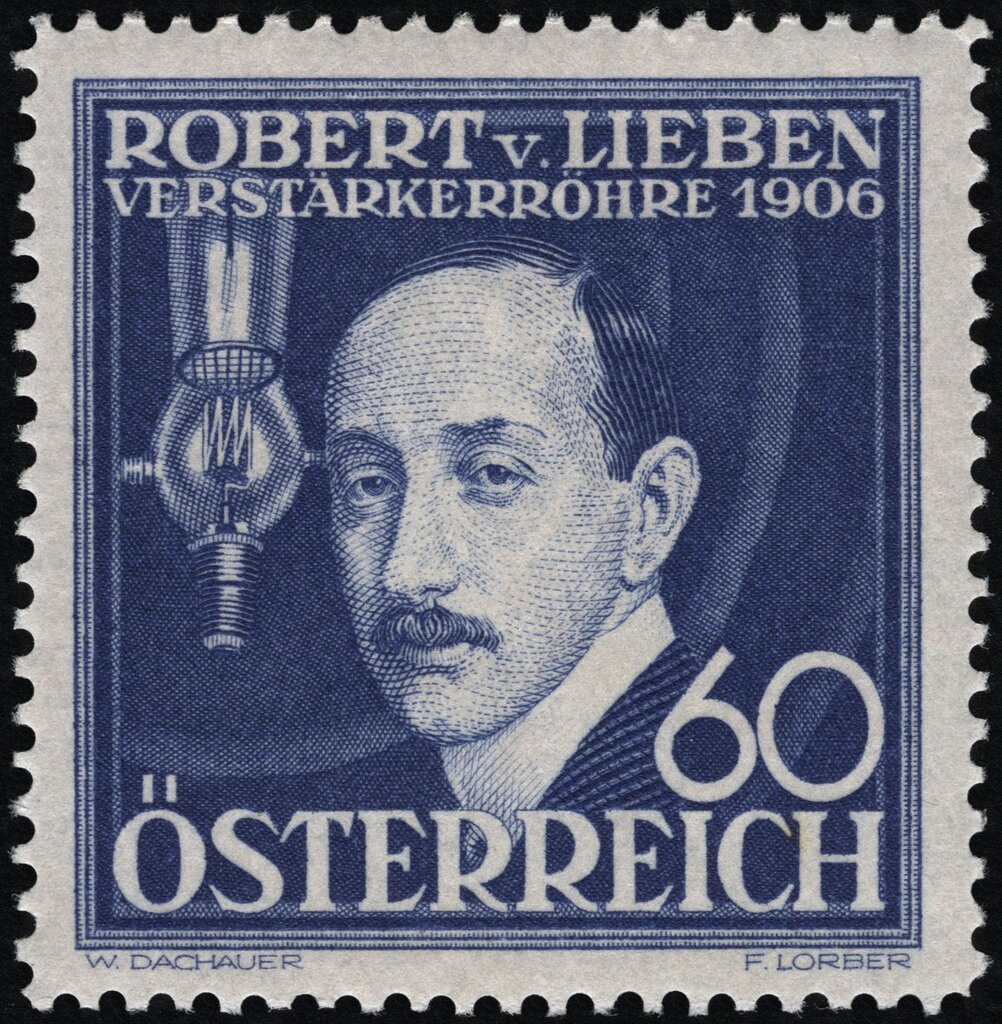 Combat between Kriemhild & Brunhild before Worms cathedral