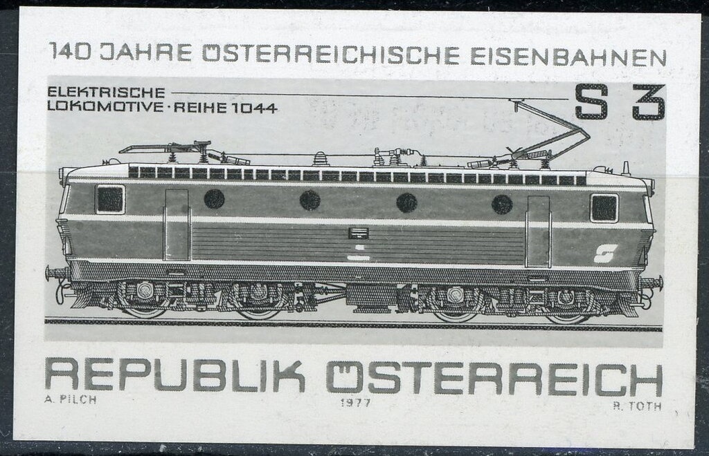 Posthorn overprinted "PORTO"