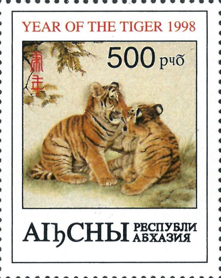 Crusader kneeling in prayer