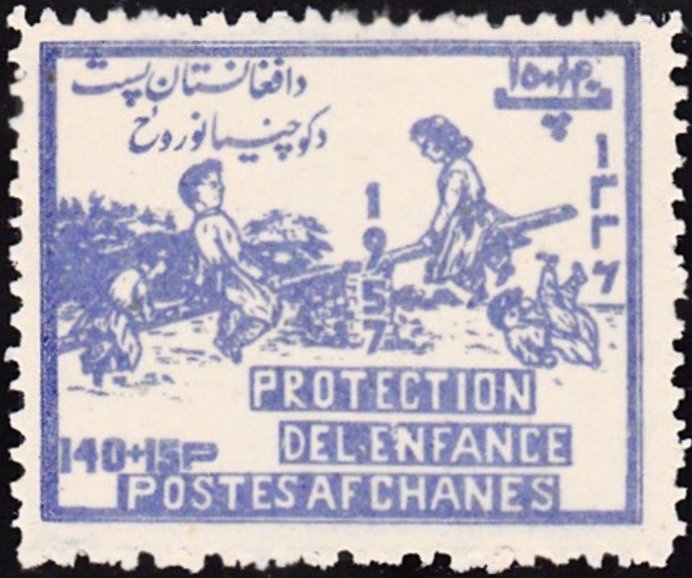 Douglas DC-3 over Kabul - Grey