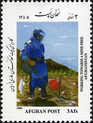 Two peninsulas with palm trees and sandy beaches