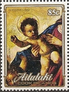 Olympic torch and Cook Island canoes