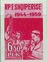 ‭Factory guard, crowd