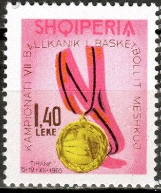 Pine forest (Pinus spp.), logging cable