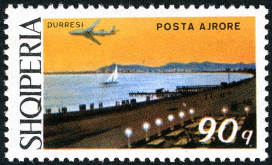 ‭Trajectory of Luna 10, earth & moon