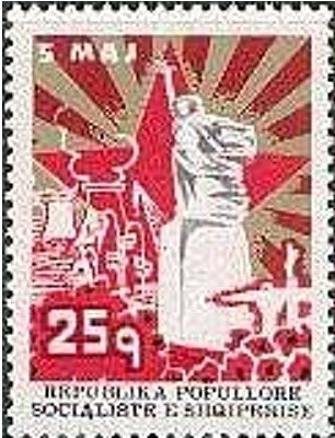 ‭Fruit Harvest and Dancers