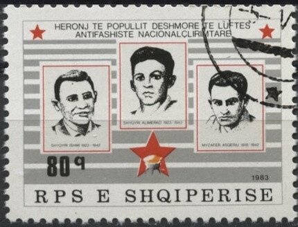 Soldier with Rifle and Flag