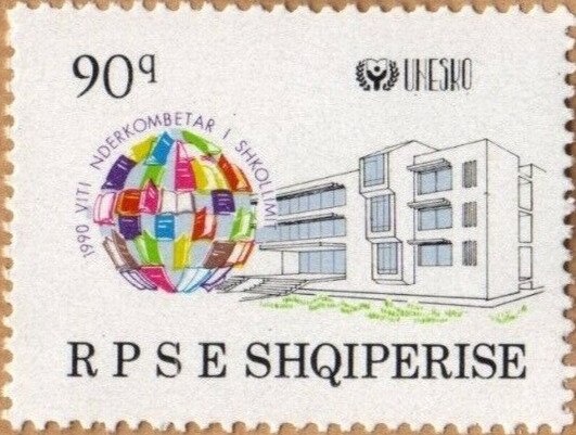 Okra (Abelmoschus esculentus)