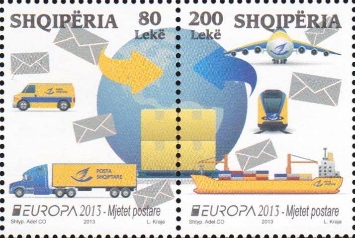 ‭Earthenware pot (child's head), Tren (1st century)