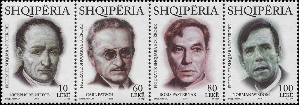 Party flags, symbols of youth workers