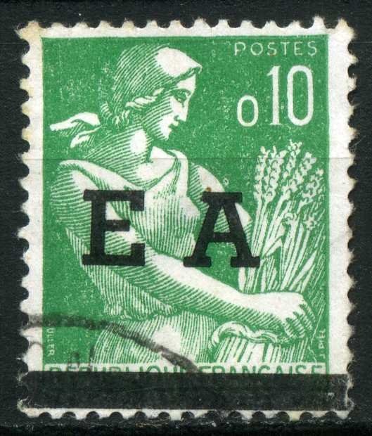 Ambulance Technician on Radio (B)