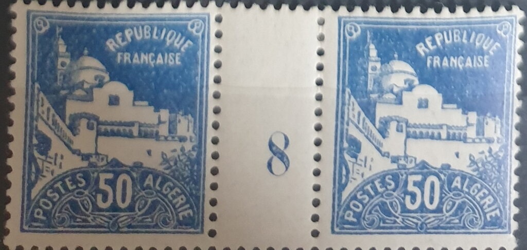 Mira by Angel Calvente