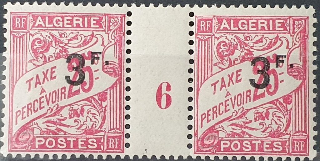 Scimitar-Horned Oryx (Oryx dammah)