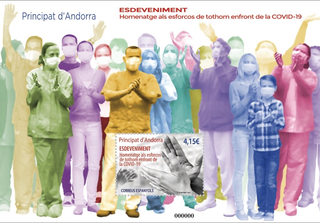 Galapagos Penguin (Spheniscus mendiculus)