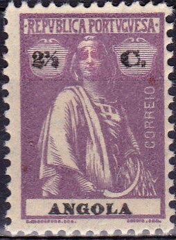 Shepherd, fireplace, wool spinner