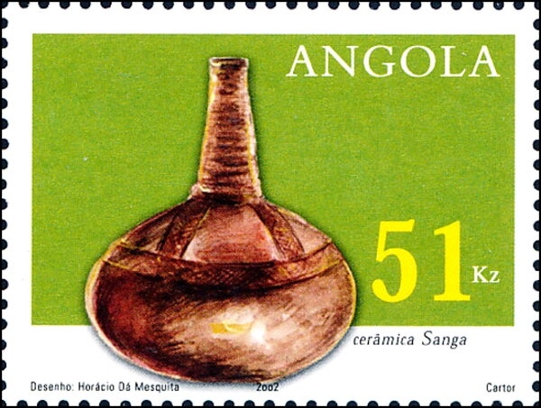 Blue-headed Coucal (Centropus monachus)