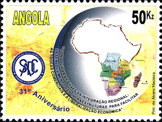 Yangchuanosaurus shangyouensis + Atacamite and Libethenite