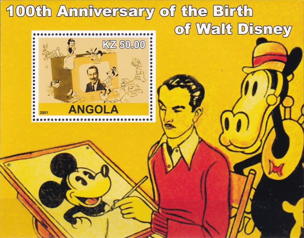 Buzz Aldrin on Moon, Footprint and Lunar Module