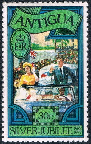 Antillean Crested Hummingbird (Orthorhyncus cristatus)