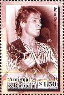 Barred Hamlet (Hypoplectrus puella)