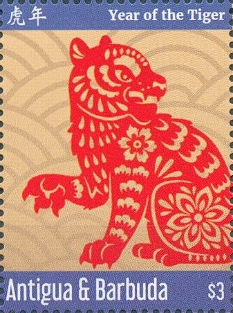 Pope Francis Waving (side-profile)