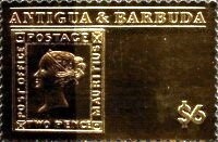 Scarlet Macaw (Ara macao)