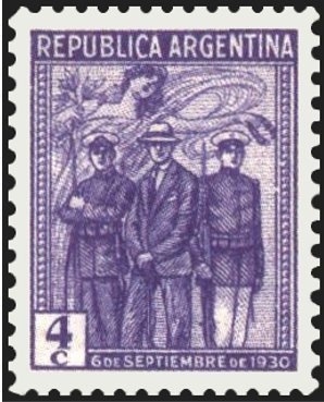 Glazed tiles in Subway station "Catedral"