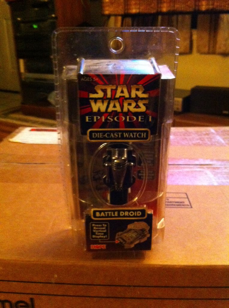 Battle Droid Die Cast Watch  sci-fi collectible [Barcode 010859462737] - Main Image 1