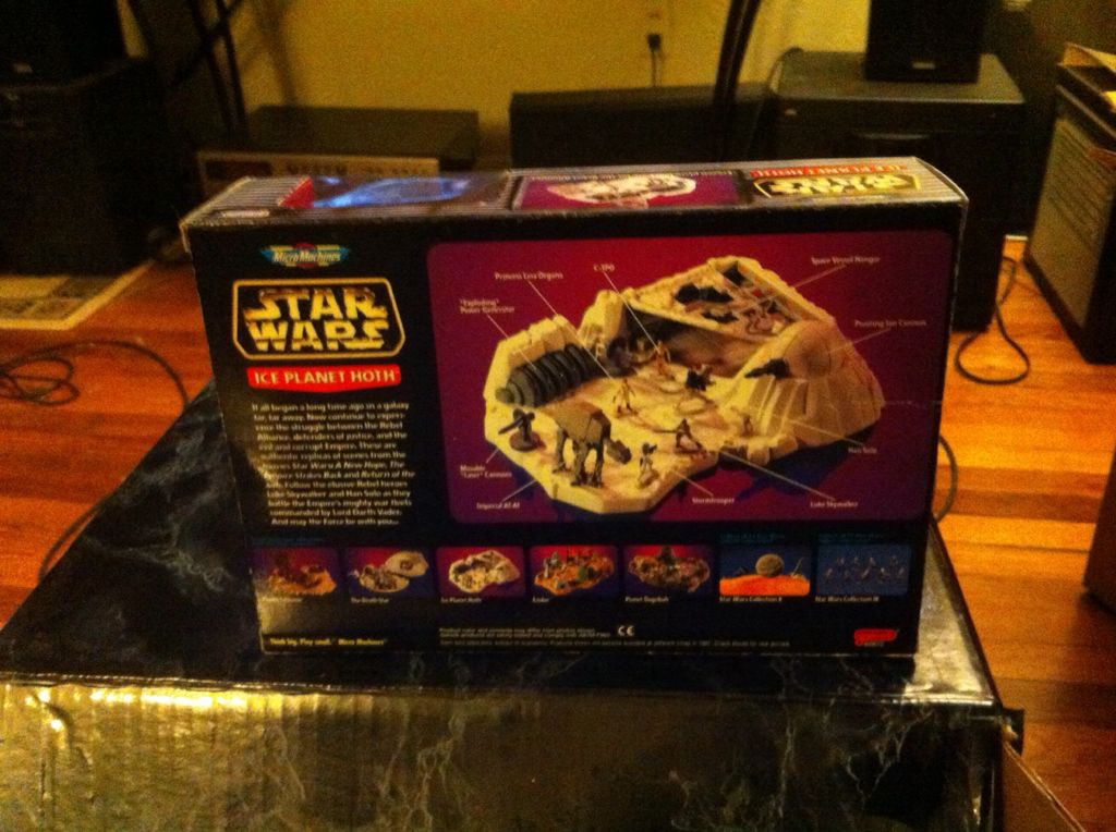 Micro Machines Ice Planet Hoth - Galoob sci-fi collectible [Barcode 047246658725] - Main Image 2