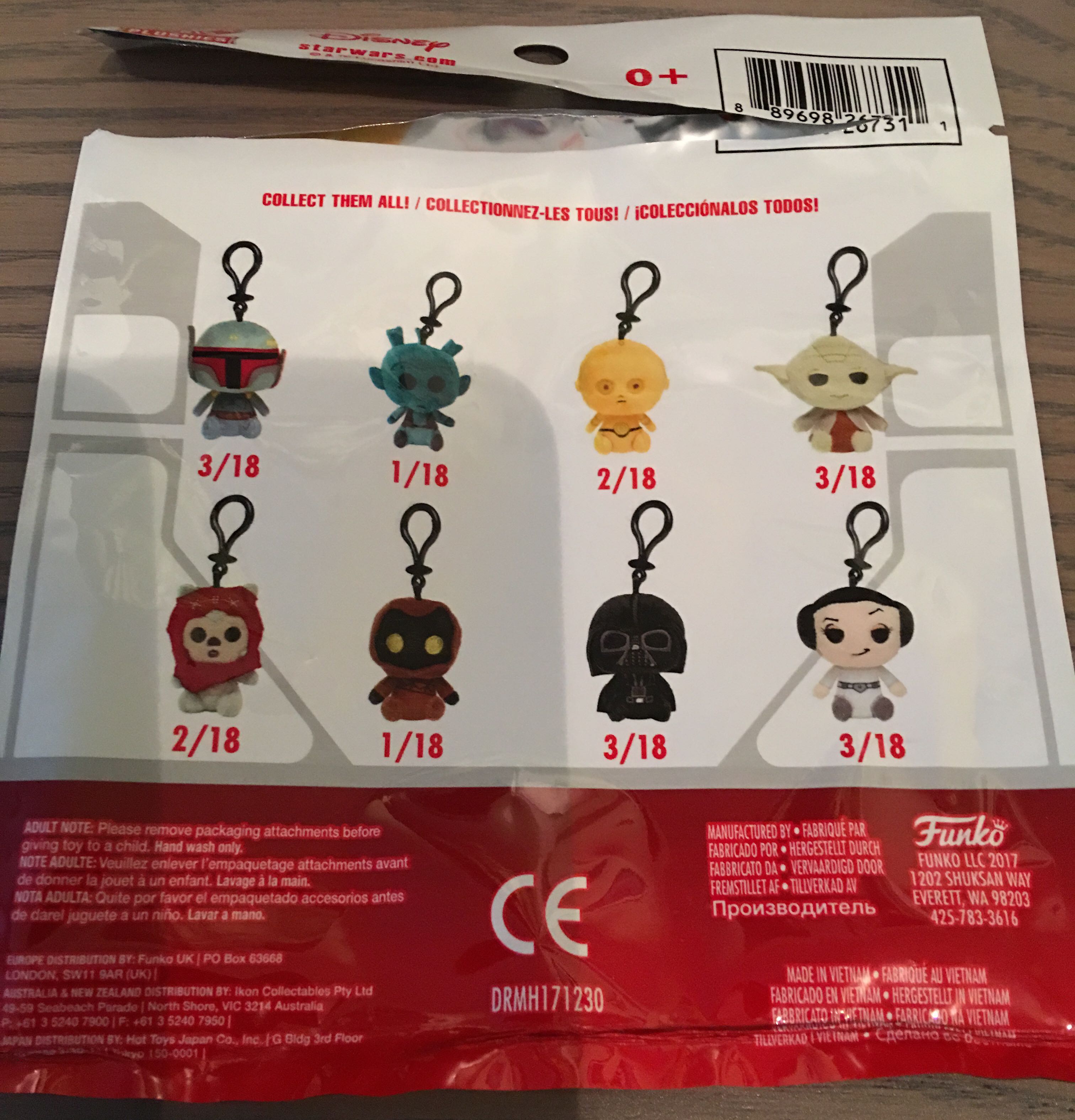 Yoda - Mystery Minis Plushies - Funko sci-fi collectible [Barcode 889698267311] - Main Image 3