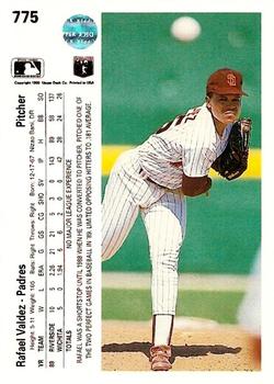 Rafael Valdez  baseball card collectible - Main Image 2