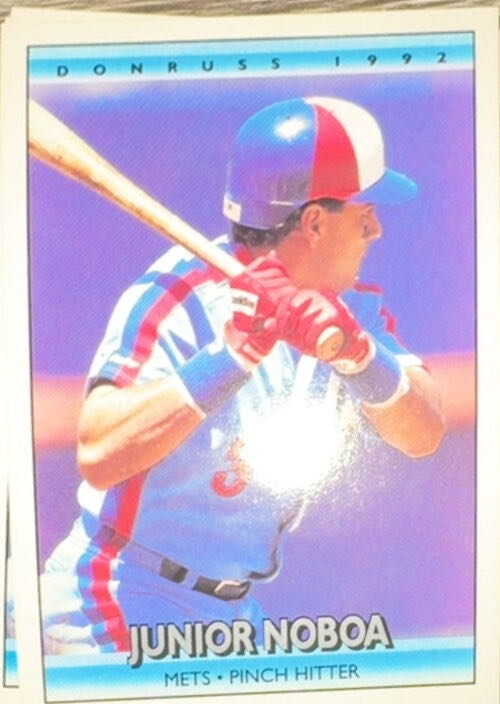 Junior Noboa  baseball card collectible - Main Image 3