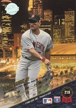 Pedro Munoz  baseball card collectible - Main Image 2