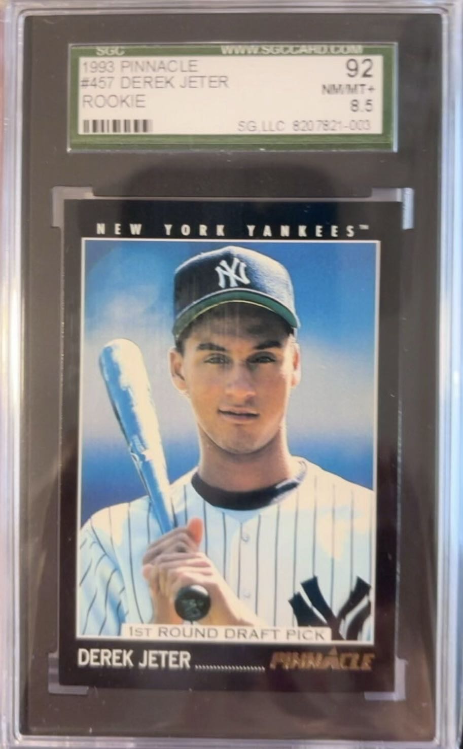 Derek Jeter  baseball card collectible - Main Image 3