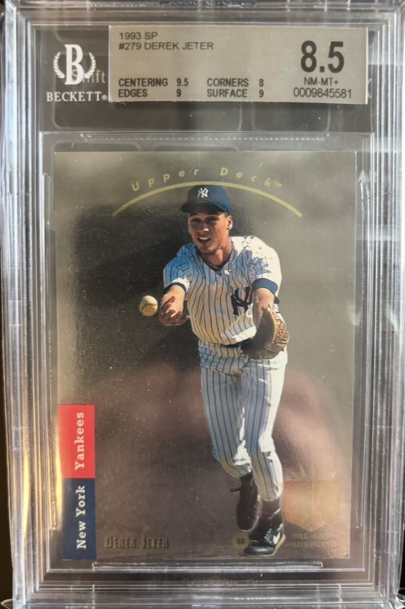 Derek Jeter  baseball card collectible - Main Image 3