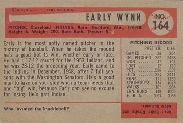 Early Wynn  baseball card collectible - Main Image 2
