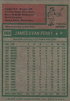 Jim Perry  baseball card collectible - Main Image 2