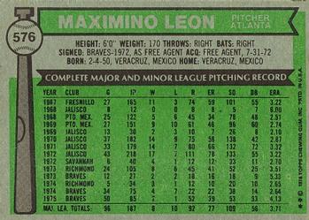 Maximino Leon  baseball card collectible - Main Image 2