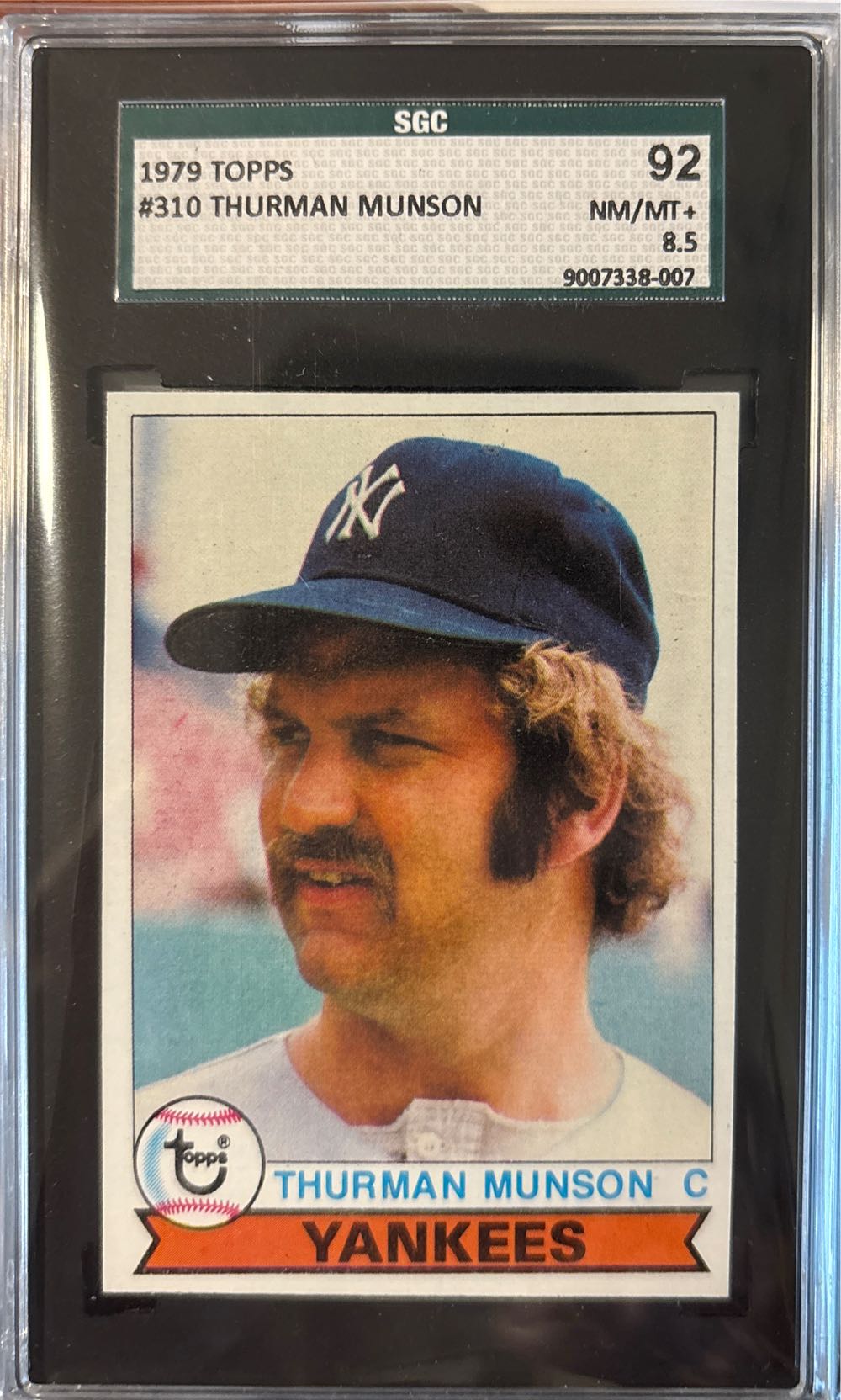 Thurman Munson  baseball card collectible - Main Image 3