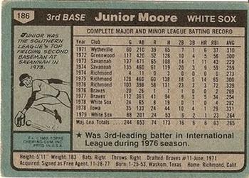 Junior Moore  baseball card collectible - Main Image 2