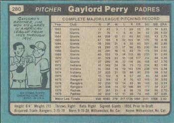 Gaylord Perry  baseball card collectible - Main Image 2