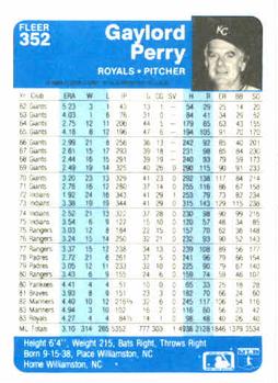 Gaylord Perry  baseball card collectible - Main Image 2