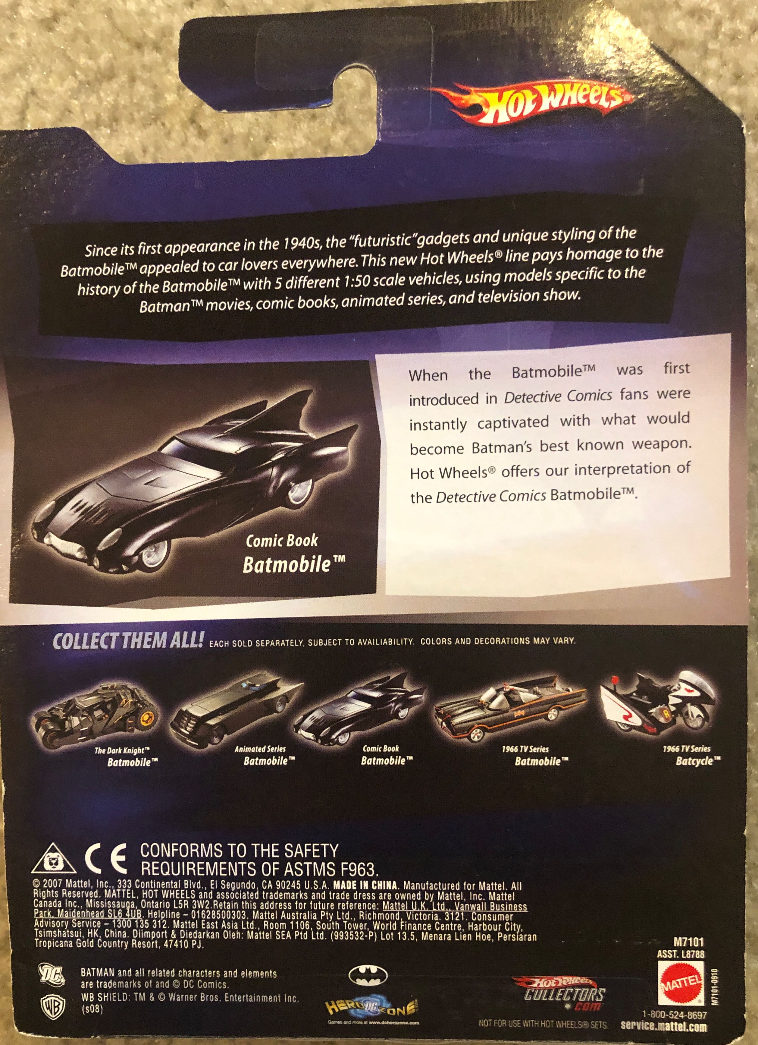 Batman: Comic Book Batmobile - Batman Adult Collectors toy car collectible [Barcode 027084606966] - Main Image 3