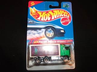 Hiway Hauler - Photo Finish Series toy car collectible - Main Image 1
