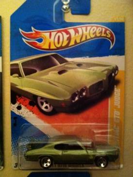 11/50 ’70 Pontiac GTO Judge - 2011 - HW New Models toy car collectible - Main Image 1